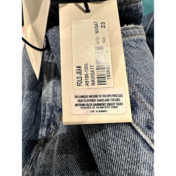 AGOLDE – Fold High Rise Slim Wide Leg Jeans (Navigate) – 23 - Picture 5 of 7